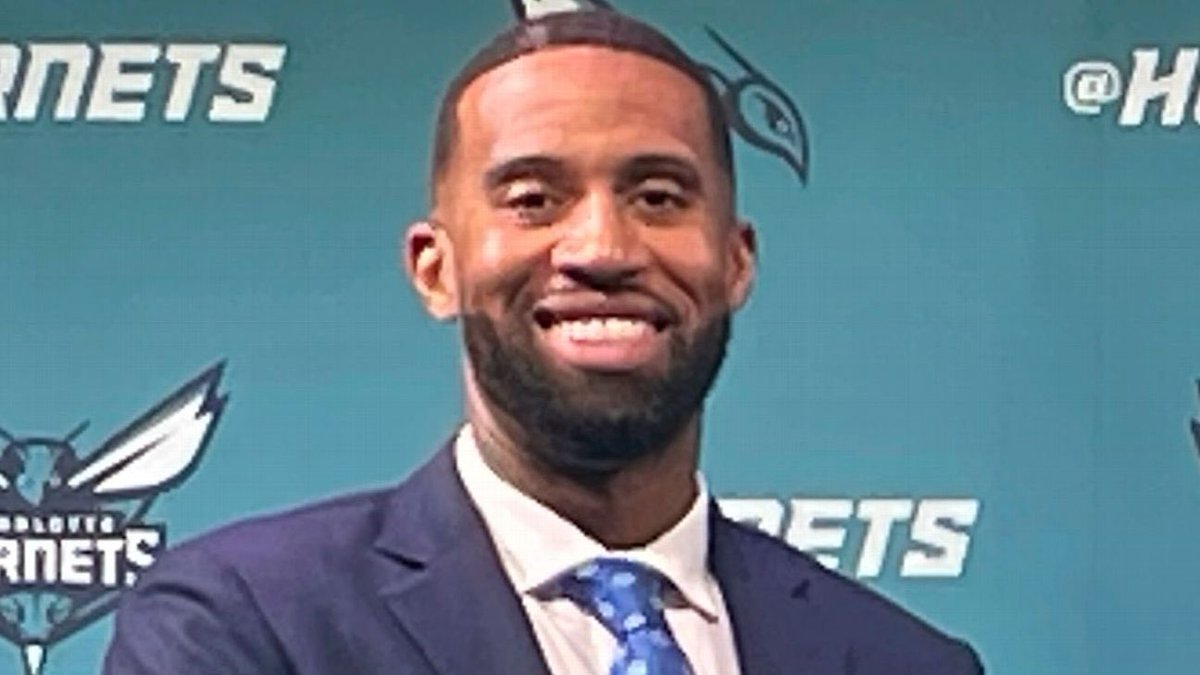 the worst part about the hornets being so good is i can’t slander charles lee no more 

i know he’s a fraud but i just can’t prove it