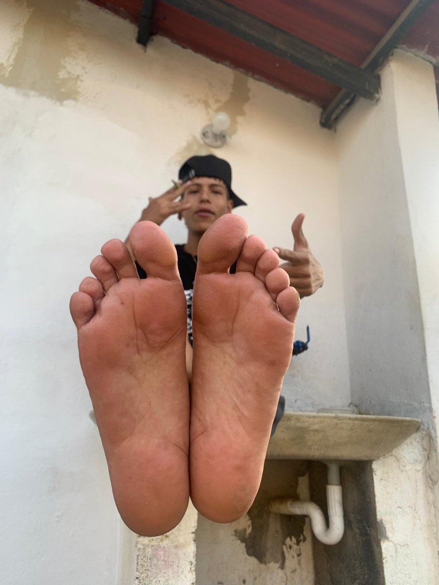 Master_444 tweet media