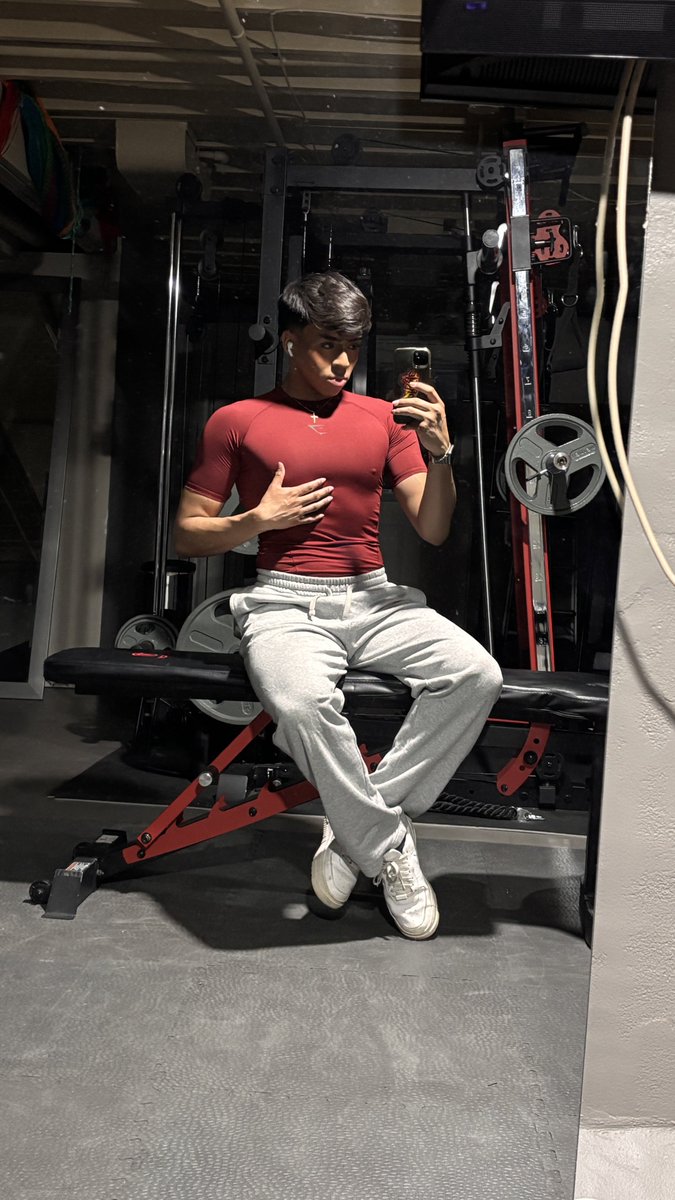 Danny Flores tweet media