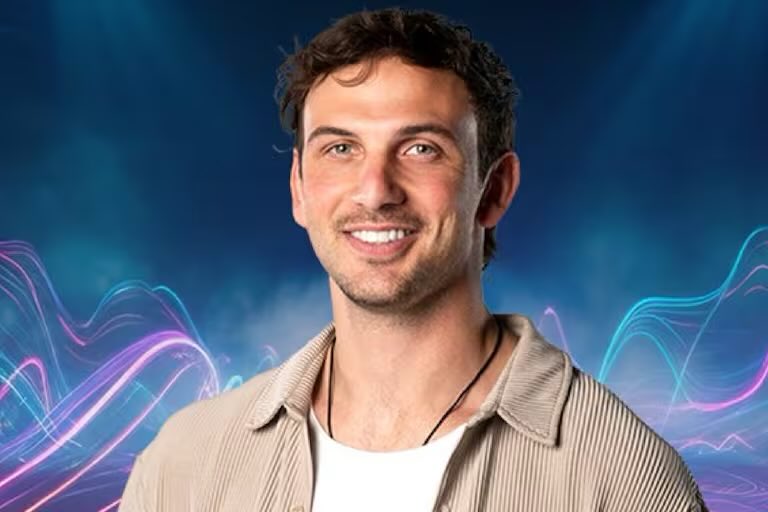 emi colombo tweet media