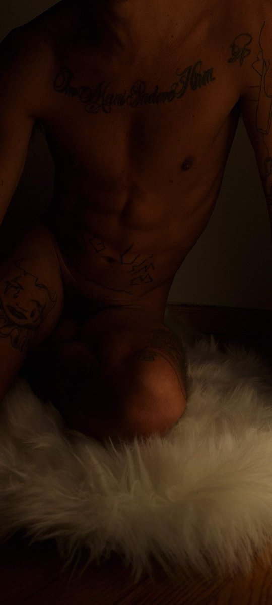 The2mad4hatter's tweet photo. #sexboy #modelman #porno https://t.co/3Efquc9fk5