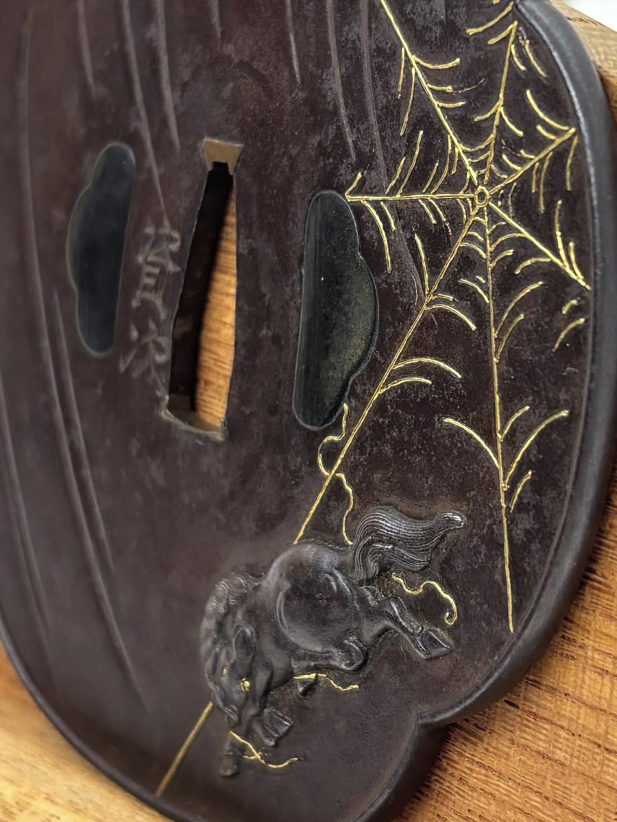 心の駒図 銘 資次（すけつぐ） 精良な地鉄に馬と蜘蛛の巣を力強く描い