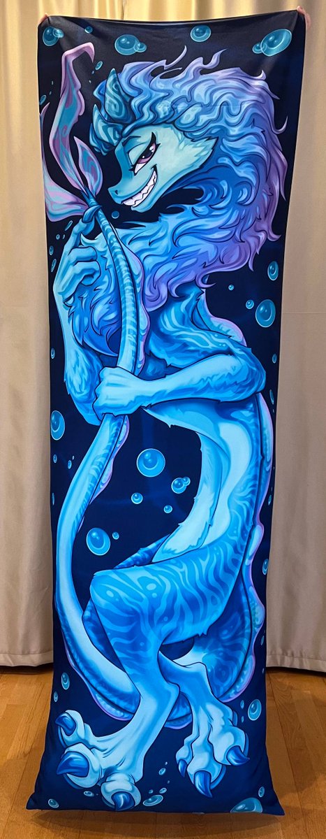 Stirren34's tweet photo. She's so big!
#ratld #sisu #dragon #dakimakura https://t.co/4PANVpS5xi