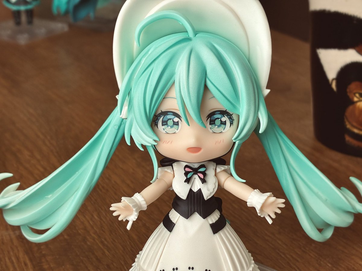 ねんどろいど 初音ミクちゃん シンフォニー 2023 verです。 何だか神聖。