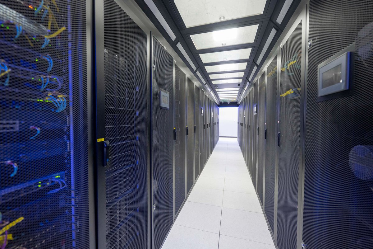 pingtanchina's tweet photo. Pingtan's 2300P computing center boosts digital economy

https://t.co/y6EyAtOs0m

#PingtanIsland #CrossStraitsIntegration #SmartComputing #GreenPower #DigitalEconomy #AIDevelopment #FuWisdom #TechInnovation #RefreshingFujian #VisitChina https://t.co/W54v3Vh11K