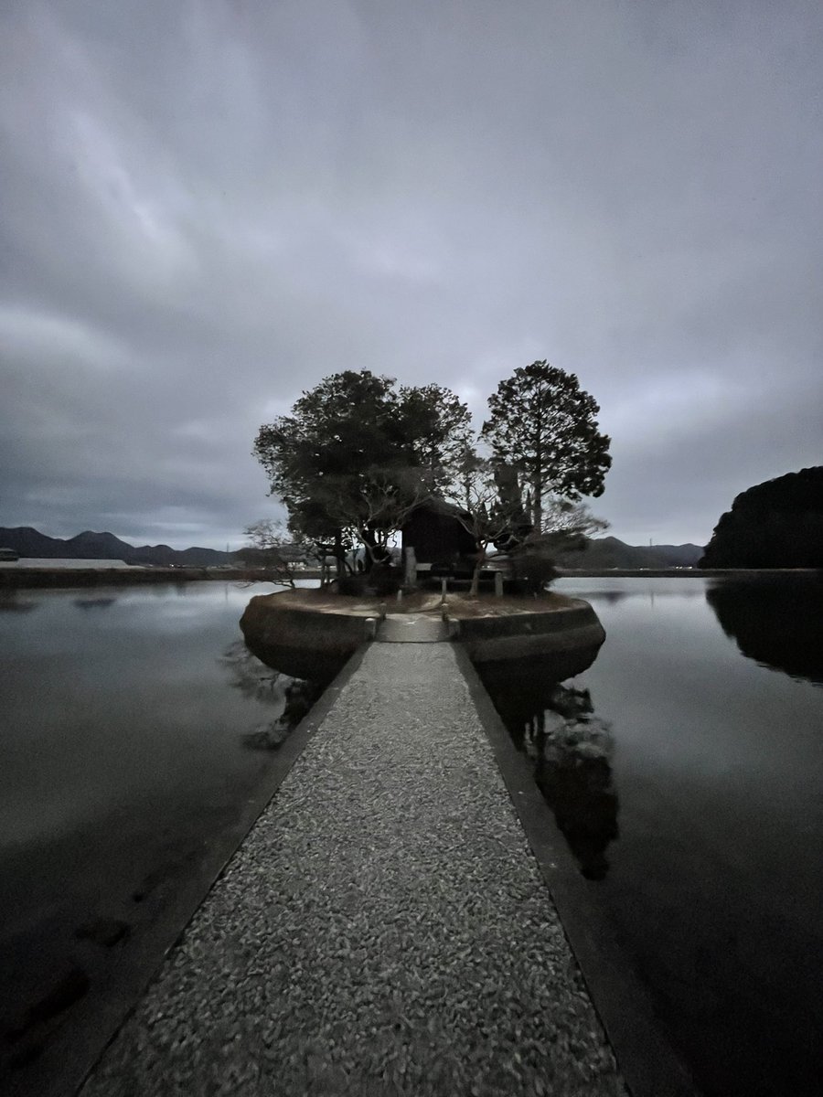 adhd_asd_e's tweet photo. 筆記開示✍️📝✩⃛
ここに載せることでモチベが保たれてる🥹🤍
神戸に帰省したので姫路城に寄ってきました🏯✨️
改修前に行けてよかった(ᐡ ′̥̥̥ ˙̫ ‵̥̥̥ ᐡ)🙏🏻💓
睡眠時間1時間やった���ど朝からコンサータを飲んだので眠気もなく楽しめた🌈🎶

 #闘病垢さんと繋がりたい #闘病垢さんと仲良くなりたい https://t.co/G73np08qMS