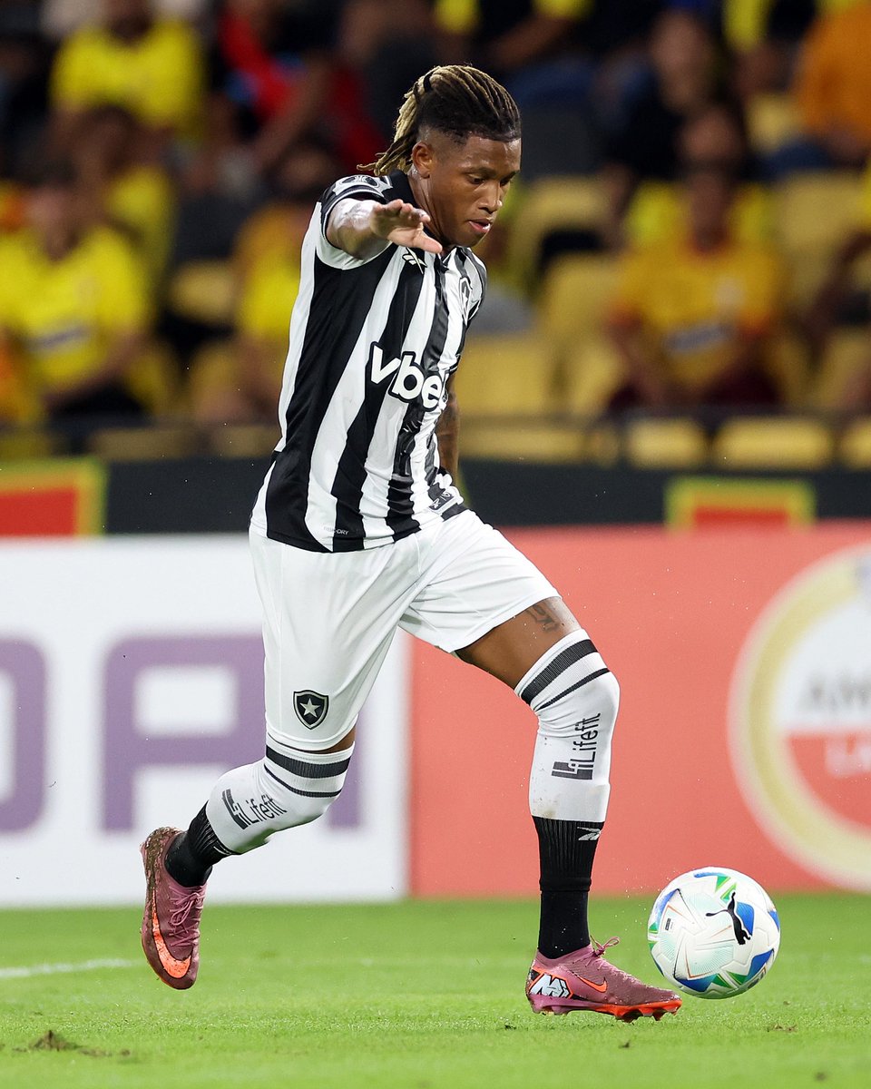 Que jogador assustador. Fantástico.