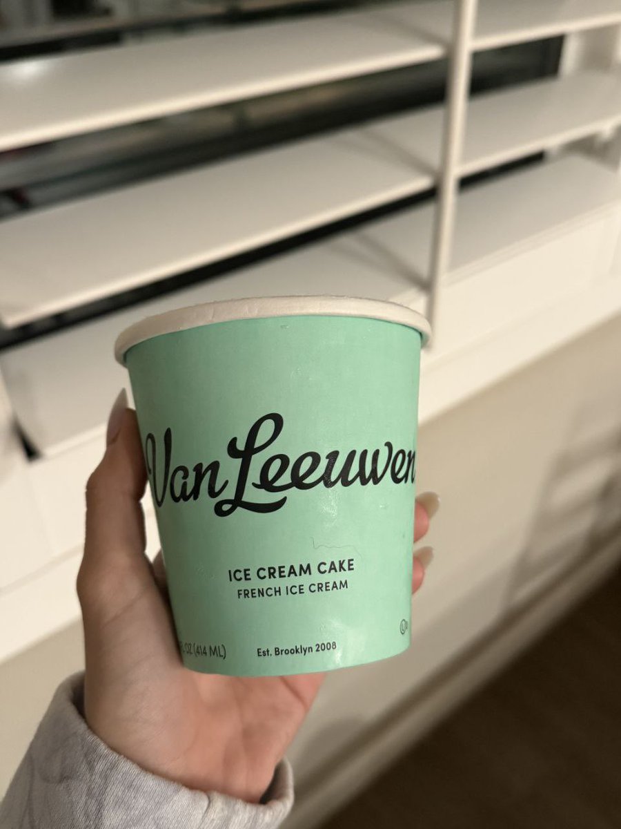 daeleneray's tweet photo. 🍦 https://t.co/hzjV89B8o5