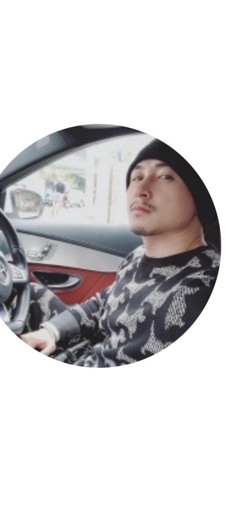 thenextmelblanc's tweet photo. @LinkedInHelp this is a picture of Thomas. He has hacked my LinkedIn account. My name is Eric Saunders, my email is ericmsaunders@hotmail.com  can you help me recover my account? https://t.co/PQMOQwHkhr