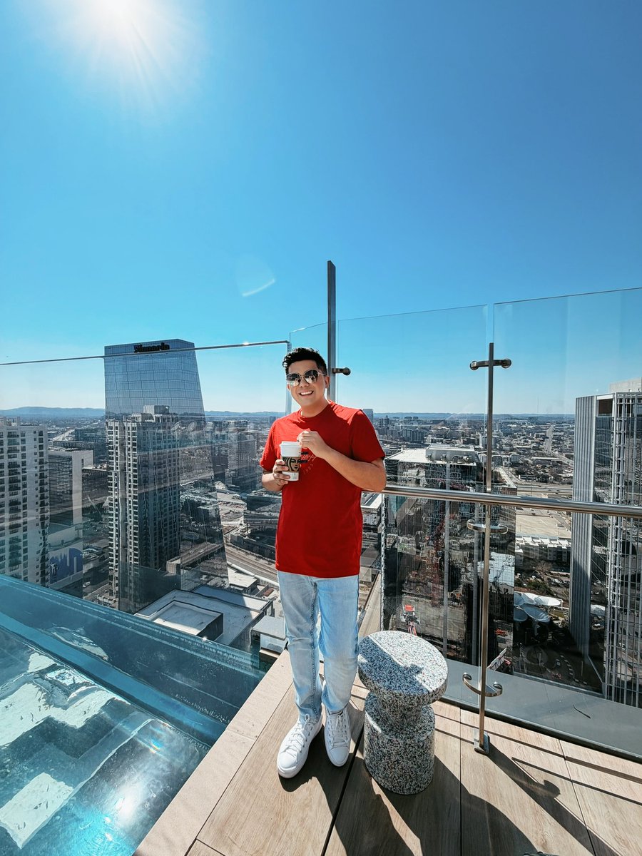 Estos días han sido jornadas de silencio, reflexión y sanación profunda 🤍 Mañana ya podré reencontrarme con mi hermana para viajar juntos a Estados Unidos, donde mi mamita será honrada internacionalmente al haberse consagrado como la Mujer Latina del Año 🇺🇸 #retiro #viaje #trip