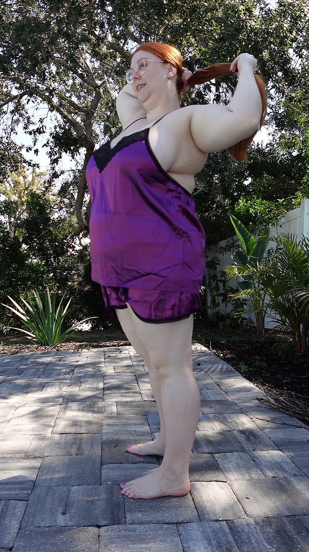 EmberSweets tweet media