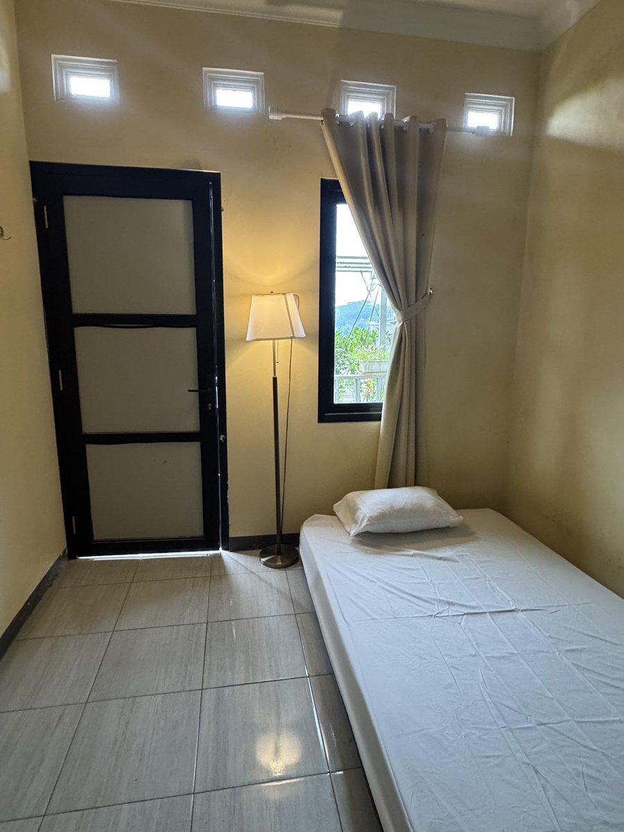 444staywithu tweet media