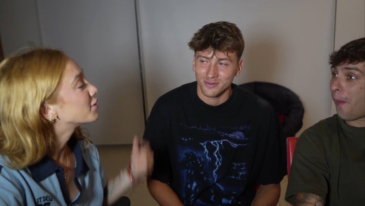 Que si estoy viendo el stream con una sonrisa de estúpida CLARO QUE SI, no puedo amar más a este tridente es muy TOP