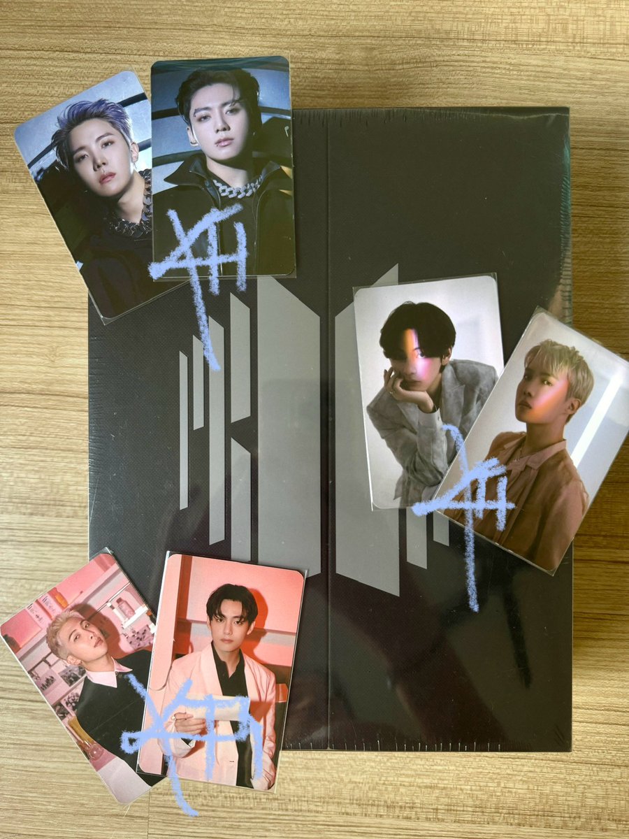 MiAmoreTae_'s tweet photo. [WTS] BTS PROOF ALBUM + LD PC

Letting go sealed album

Available: 
✅ M2U V+Hobi
✅ PST V+RM
✅ Extra sealed album 

RM150 (exclude postage)

💌 DM if interested ❤️✨

#pasarBTS #pasarBTSMY #myARMYjual @BTSMarketMY  #btsMyshare @btsMYshare Pls help to rt, thankieww 💜🫶🏻 https://t.co/31Zo40n9VB