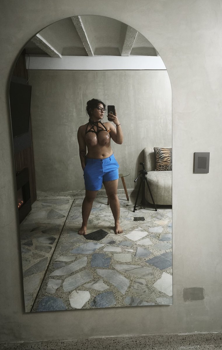 Bot Evelynn tweet media