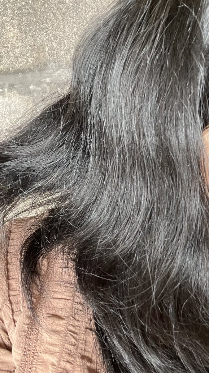 xarrrrrx's tweet photo. Solusi buat rambut kaya gini biar lurus halus gimana ya? https://t.co/jCCnZTlUx9