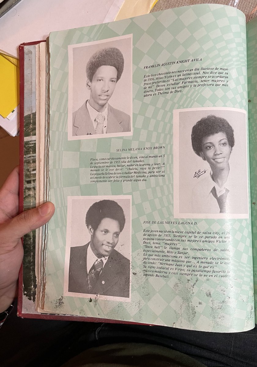 AdriangonzaIez's tweet photo. hablando del tema de los cortes de cabello etc, les traigo el anuario de mi abuela otra vez.. ella se graduó en los 70’s Instituto Nacional 
Eran esos tiempos en los que en verdad se preocupaban por la educación y no por un corte 🫢 https://t.co/mkqG043khm