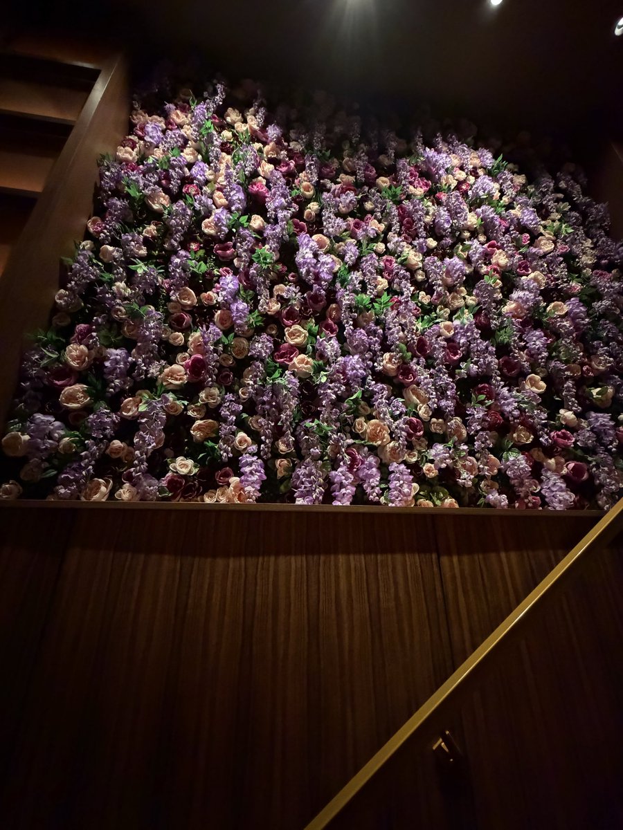 Courtney tweet media