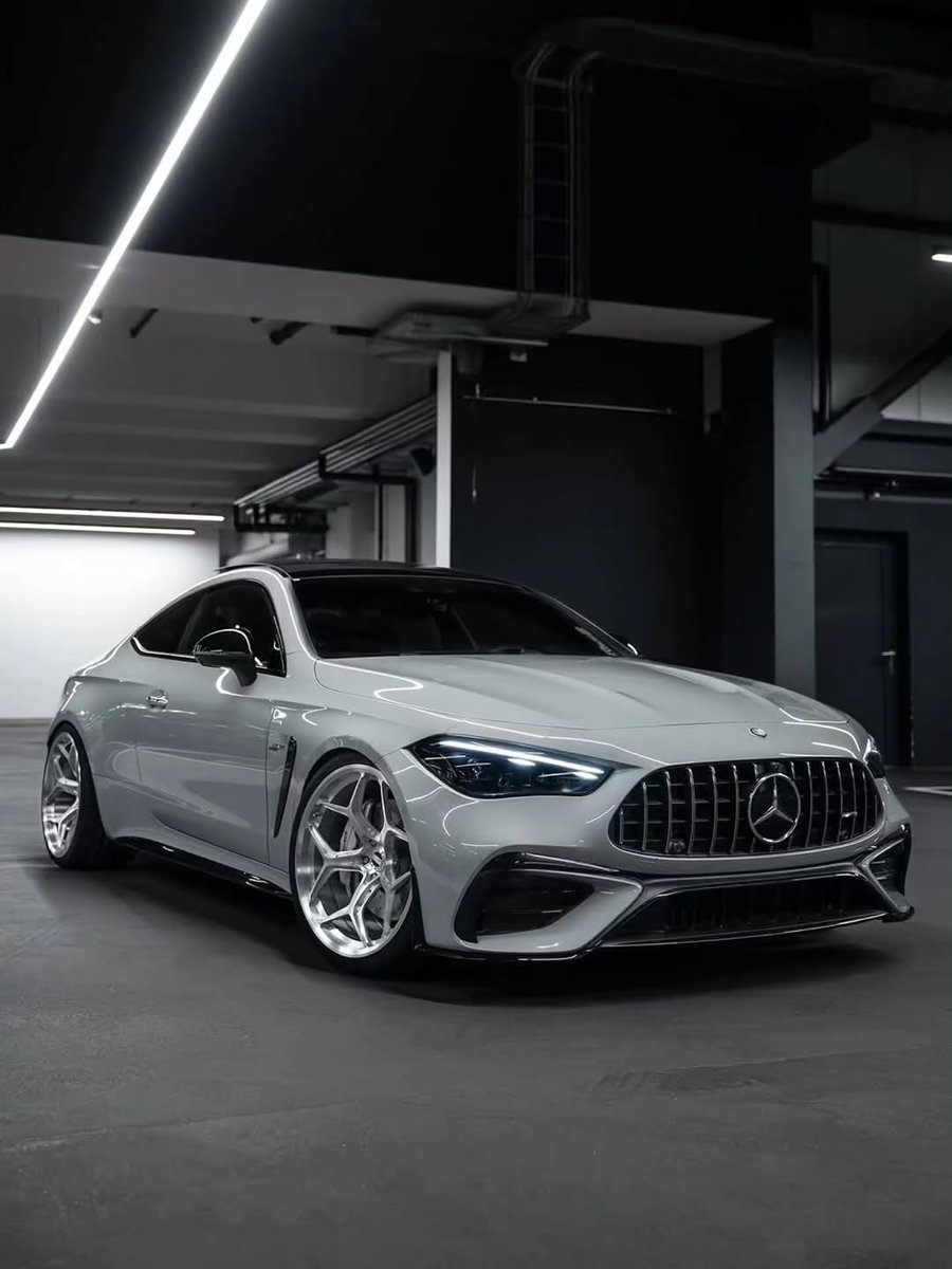TheAutoHub's tweet photo. AMG CLE 53 https://t.co/LG4fCs4dOw