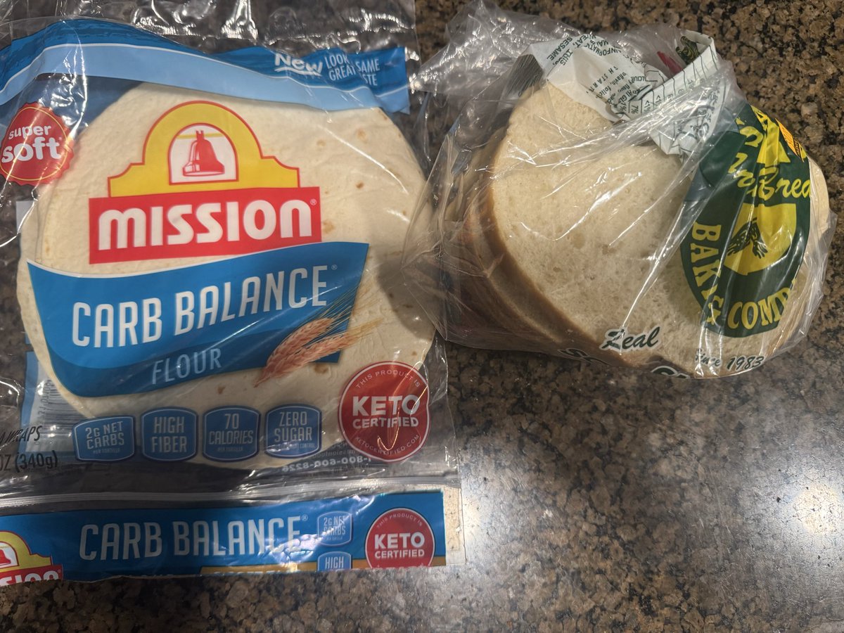 CarmichaelDave's tweet photo. Ok fam

Wife is gone which means it’s sloppy Joe night 

Got distracted at the store and forgot hamburger buns because I’m an idiot. 

These are my only choices: https://t.co/REuxPSnxhC