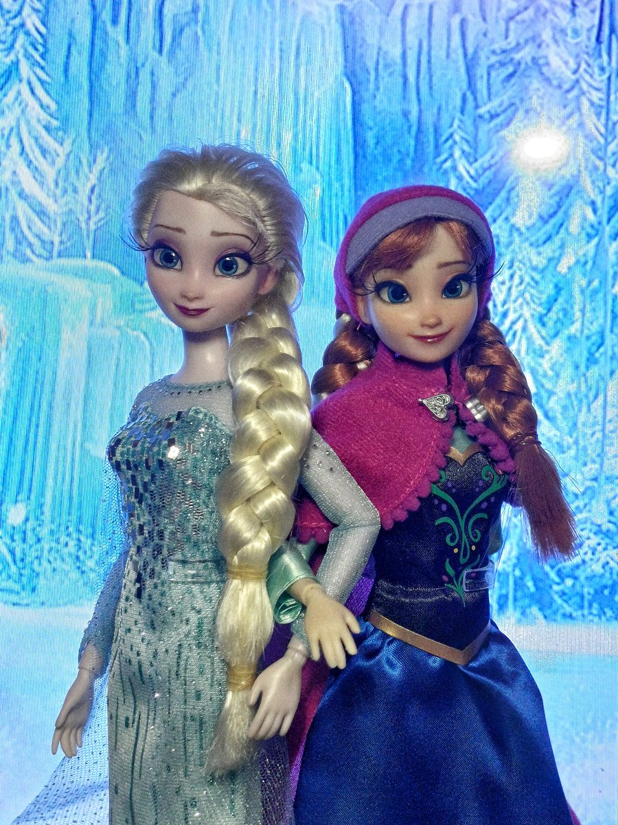 itsNicoleCalma's tweet photo. 🥺💙🥹 #dollrepaint #frozen #ElsaandAnna https://t.co/h3zXHHyaog