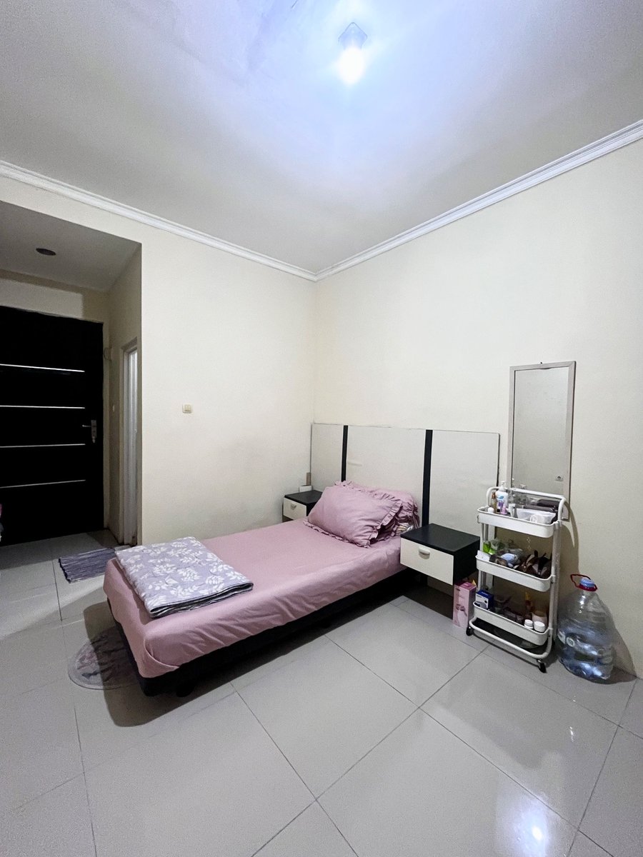 Unpadfess tweet media