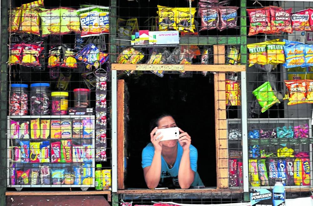 the west years for sari-sari stores