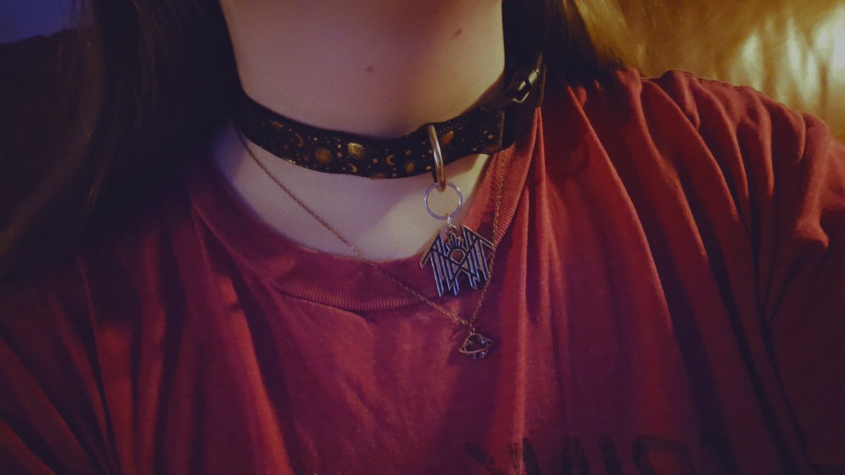 New collar go brrr~ 
#irltuber #LewdVtuber