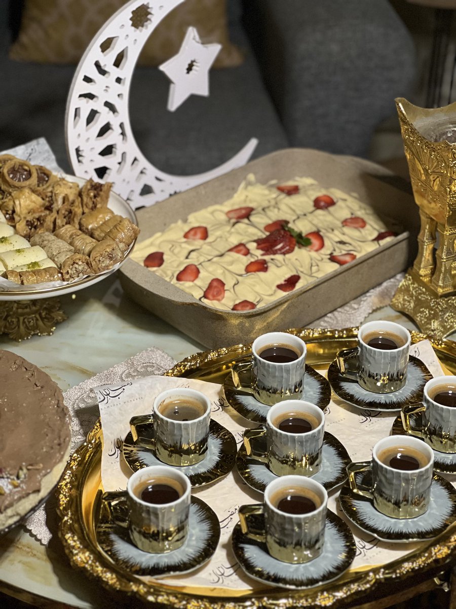 sase32789's tweet photo. 13 | رمضان 🌙 
اللّهمَ لا تجعل رَمضان يَمّضي إلا وقَد 
أعطَيت كلً مِنا مُرادهُ ورَويتَ فؤادهُ بفيضِ 
كرّمكَ وحقَقتَ ما كُنا نظنّهُ مُستحيلاً. https://t.co/7b1EJDUmVw