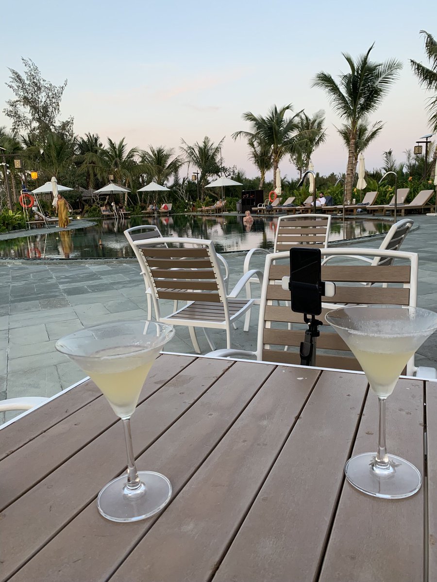 appeltaart34's tweet photo. @sobedominik Spend lot of time in Da Nang the past 2 years. It’s great for quality of life but you have to add 2 weeks BKK or KL every 2-3 months for shopping and amenities. Use grab for transport. Enjoy the 5 star beach resorts for getaways. Try the variety of restaurants. Book in advance https://t.co/Lk1DPR1JjI