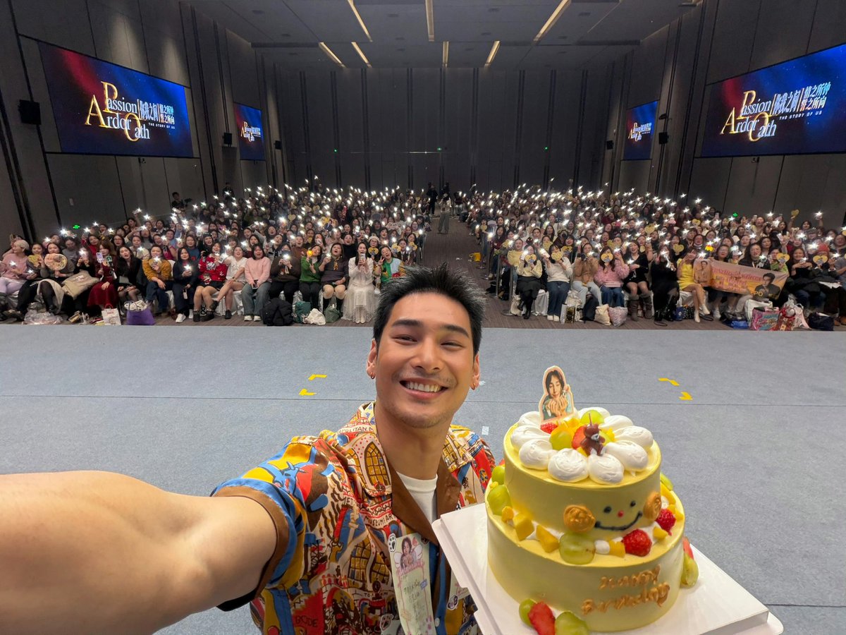 🎂 #apocolleagues 

ขอบคุณทุกความ Support จากทุกคนทั่วโลกที่มีให้กับ ‘อาโป ณัฐวิญญ์’ เสมอ ดีใจที่ได้เห็น <a href="/Nnattawin1/">Nnattawin</a> เติบโตอย่างสวยงาม ได้เดินบนเส้นทางที่ถูกรายล้อมไปด้วยความรักและการสนับสนุนที่ดีในทุกๆ วัน 

ไม่ว่าใครจะมาจากจุดเริ่มต้นไหน มาเดี่ยว มาแบบหมู่คณะ