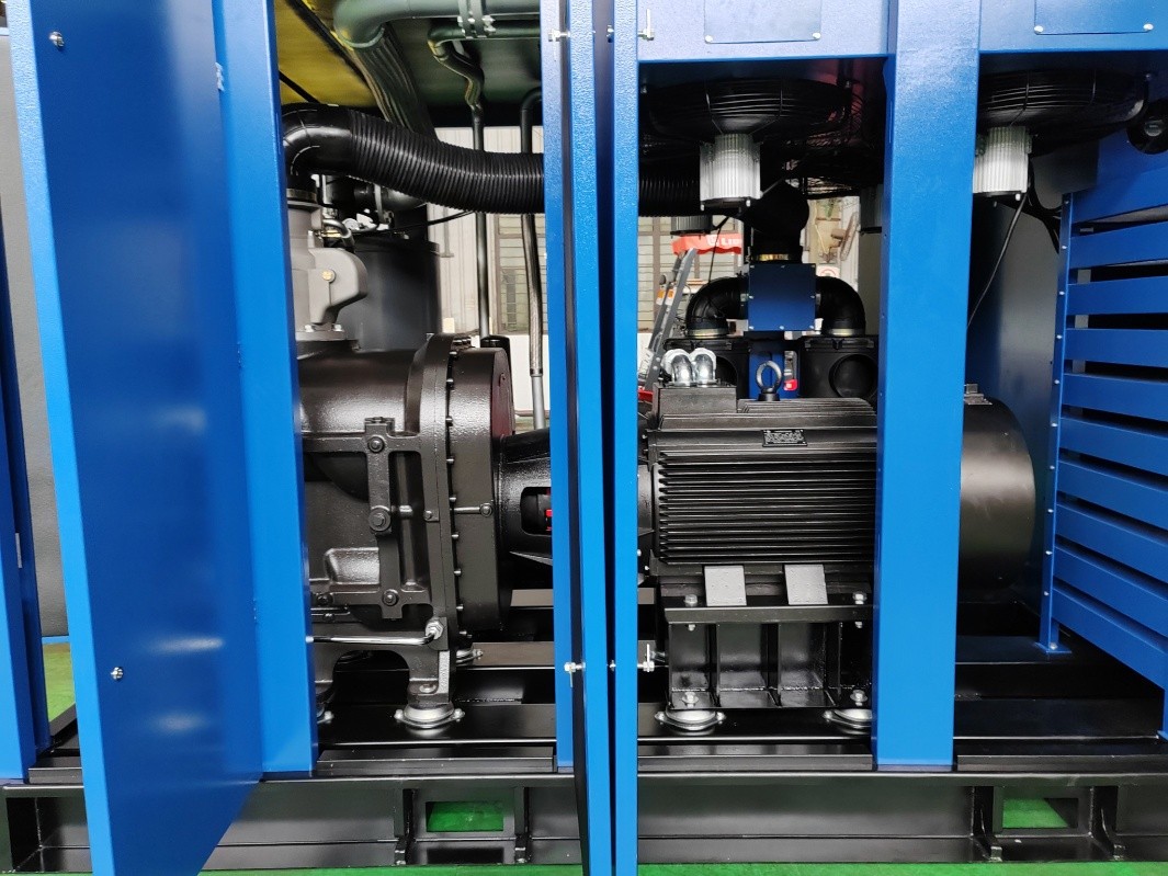 BlurblyMachine's tweet image. RDM Series: Two-stage low-pressure PM VFD compressor. Custom screw unit, 5% higher efficiency. Oversized oil separation, IoT smart control. Energy-saving redefined
#RDMseries #TwoStageCompressor #LowPressure #PermanentMagnet #EnergySaving #IoT #GermanFilter #BlurblyMachine #fyp