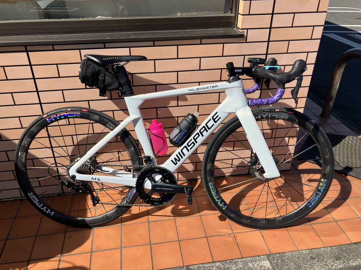 hata_road's tweet photo. レッツゴー！
やっぱりエアロが好き😁

#WINSPACE #M6 https://t.co/VbTxL2ffX9