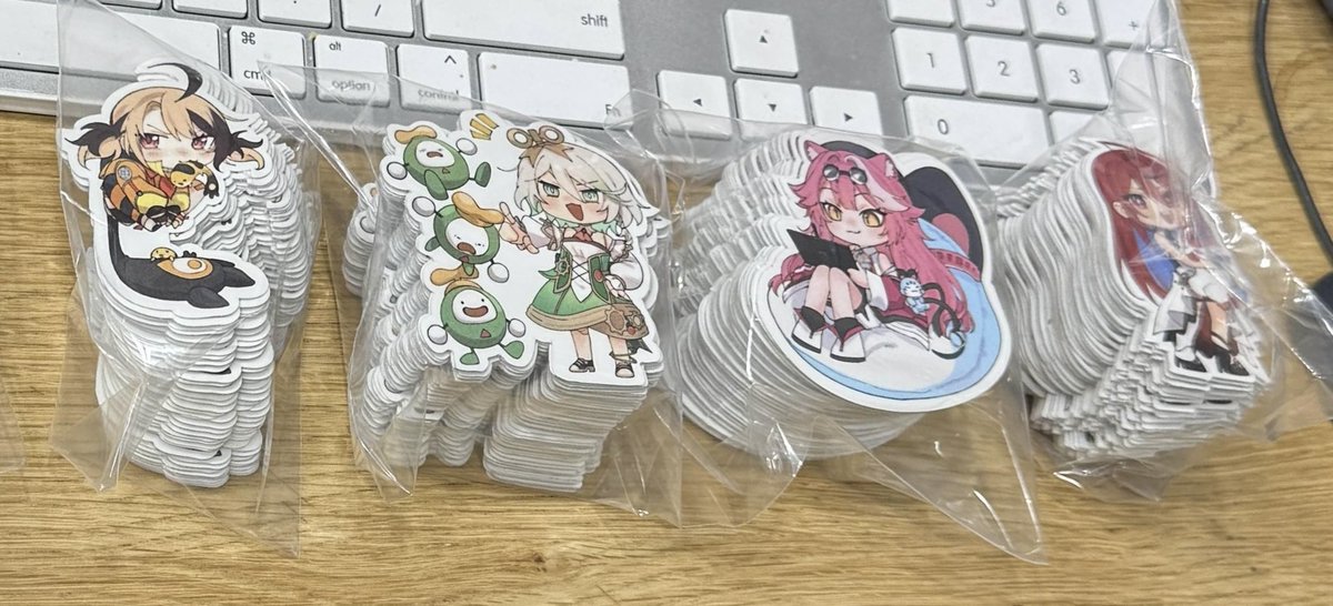 Mittsu 🦈 tweet media