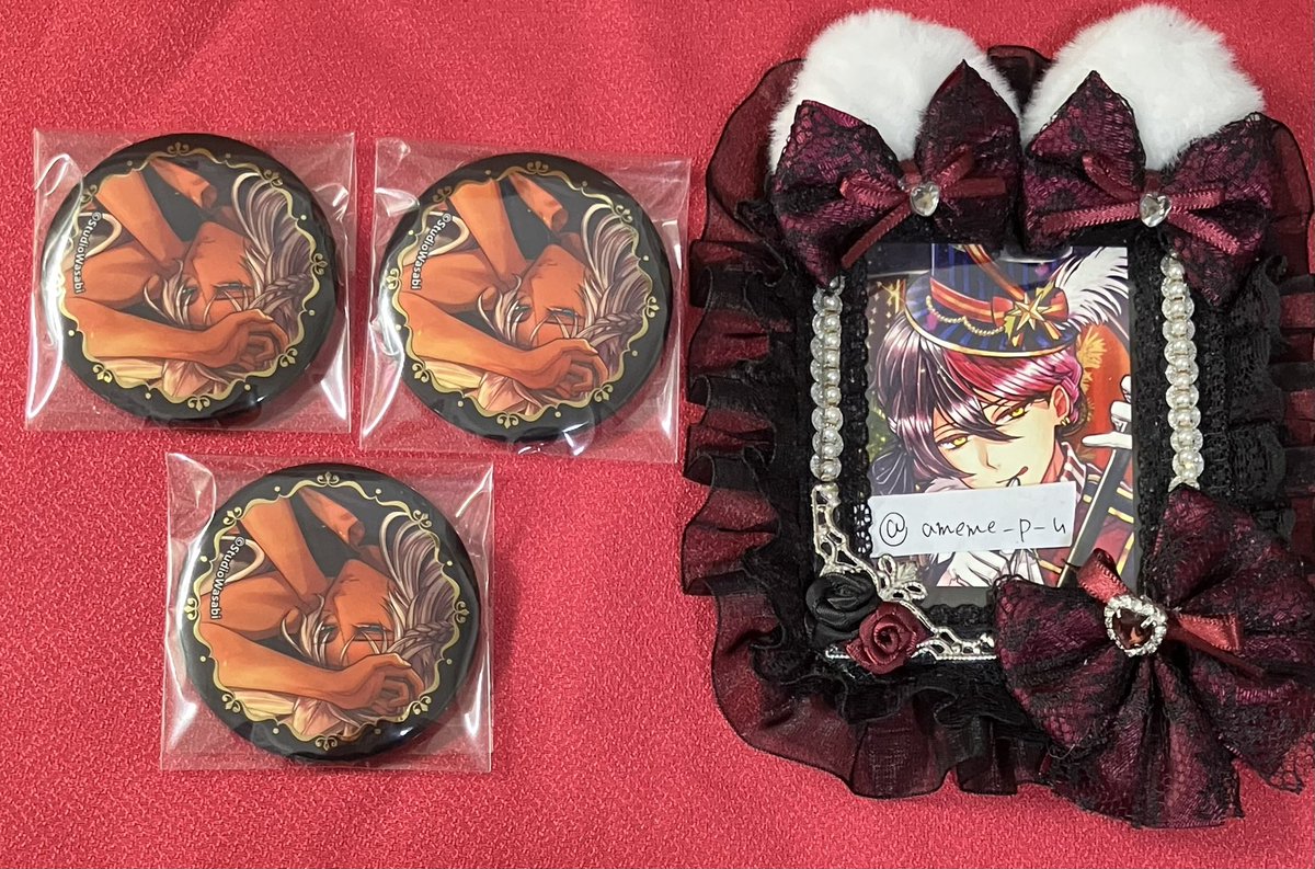 交換・譲渡】悪魔執事と黒い猫 あくねこ 4周年 缶バッジ 缶バ 箔押し