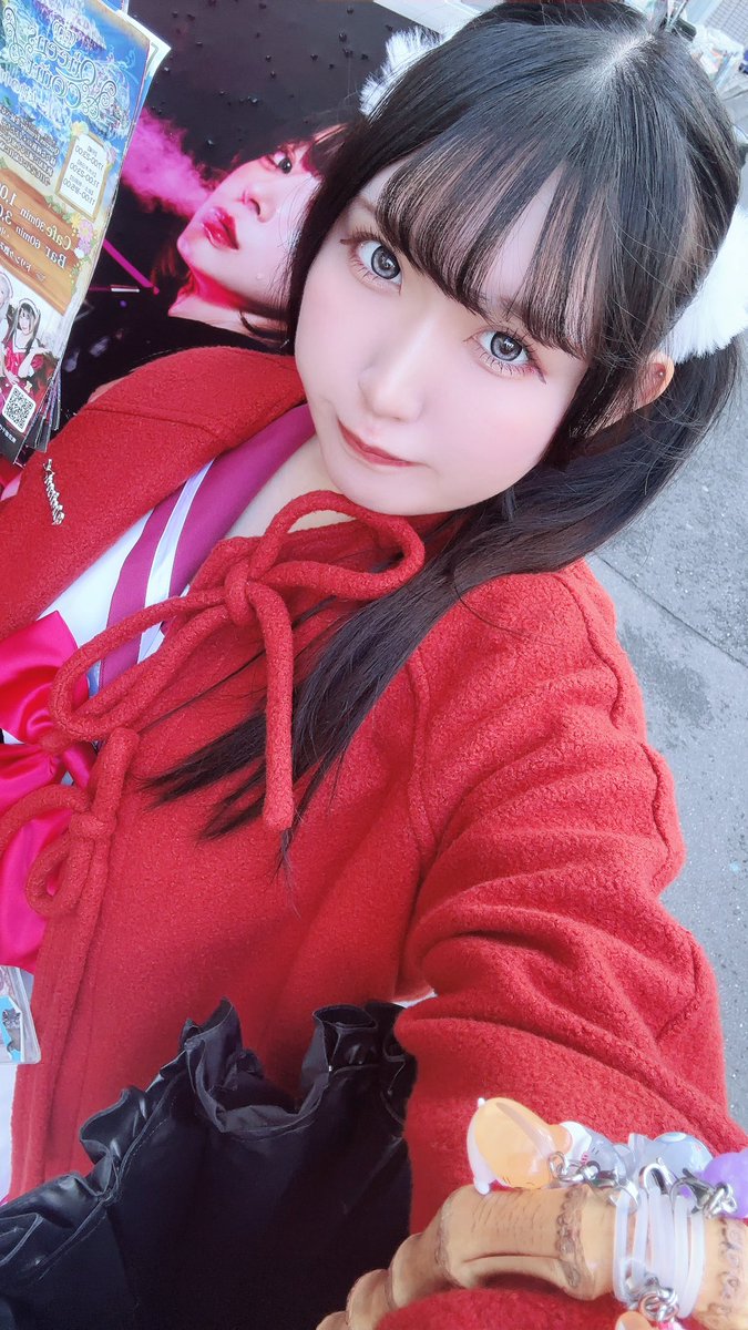 天津飯美味しそうだった〜！！！
17時まで昼庭います(#^.^#)
そのあとは19時からKuruMiraです🎀
待ってるねん❣️