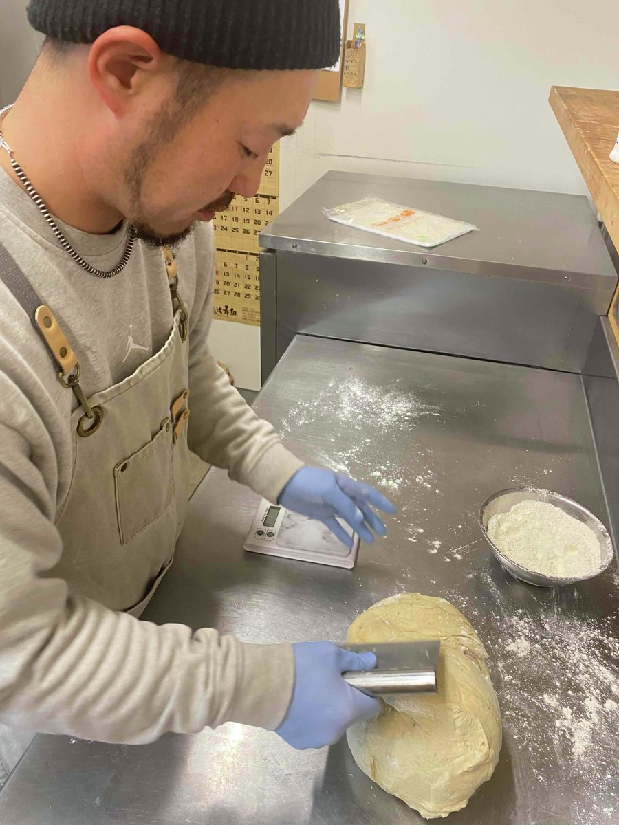 SolaseedAir_JP's tweet photo. 長崎県大村市のベーグル専門店「ベーグルまるこや」とコラボ🥯💚

『ソラシドマルシェ in 長崎空港』で、ソラシドエコファームのさつまいもを使ったやきいも塩バターベーグルを販売します🍠
甘じょっぱさがクセになる…🤤

📍2026年3月7日(土) 11:00〜 
📍長崎空港1F イベントスペース 
⚠️完売次第終了 https://t.co/F43kKtaFOM
