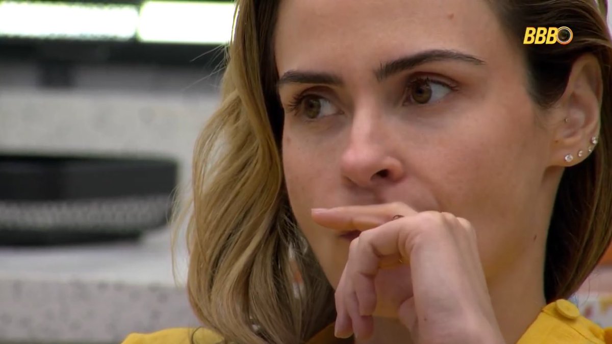 PRECISAMOS DE UNIÃO, quem tá fechado 100% com a Ana Paula deixa o RT e FAV aqui e me sigam, vou seguir todos de volta, vamos unir o nosso fandom 🥂🍾

#BBB26