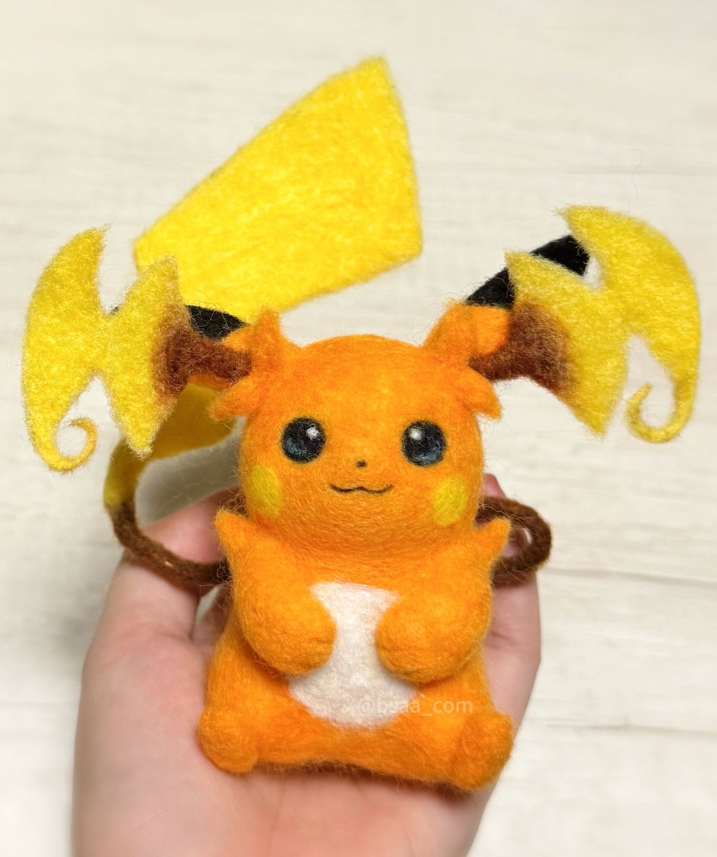 羊毛フェルトでメガライチュウYを作りました⚡️

#羊毛フェルト
#ライチュウ