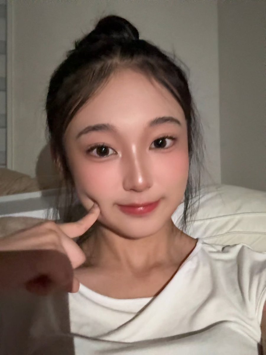 POP SONG LOVE tweet media