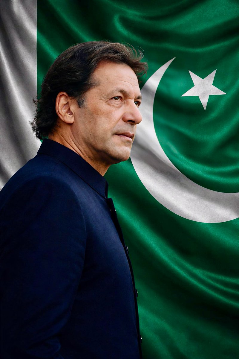 sn_slamt's tweet photo. If Pakistan had Imran Khan's government O America and Israel would never attack Iran. Why don't all Muslim countries help Iran? Today, Iran's Supreme Leader Ayatollah has been martyred, tomorrow it will be Pakistan's turn https://t.co/YlPdKgZQGg