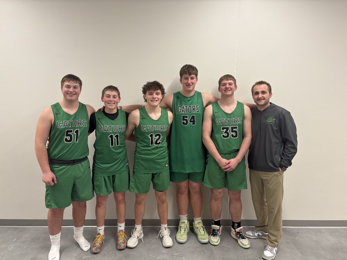 WPGBBasketball's tweet photo. That’s an end to the 2025/2026 basketball season. Proud of the way our team fought, developed, and stuck to the process. A resilient group of young men. Thank you seniors for all of your hard work. Forever and always, Go Gators! https://t.co/PoLANOtgEK