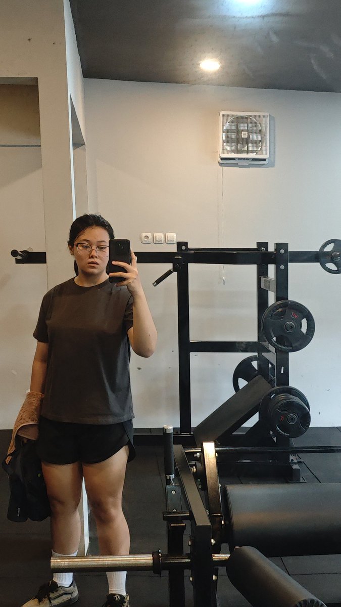 relsleepy's tweet photo. panganan sapi https://t.co/oMXJ16FpRf