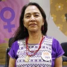 Madre de las gemelas Beshani y Beshina en el albergue de tránsito “Casa Pato”, del <a href="/DIF_Oaxaca/">DIF Oaxaca</a>, rompe el silencio y señala las maniobras de gobierno de <a href="/salomonj/">Salomón Jara Cruz</a> por encubrir a su familia. 
De acuerdo con el testimonio que la señora Louis M. ofreció al periodista <a href="/leyvaguilar/">Fco. Alejandro Leyva A.</a>,