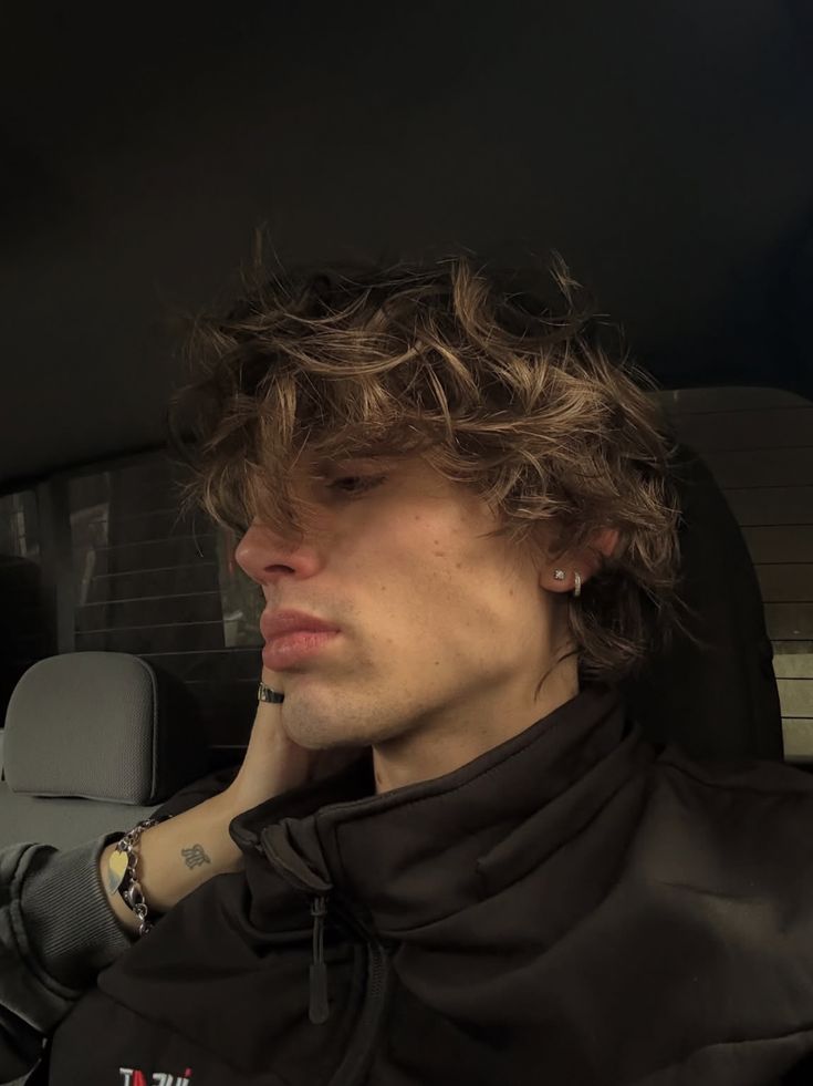 luvights's tweet photo. Sexo, drogas &amp; rock in roll. 💤 https://t.co/kuS7wwhITN