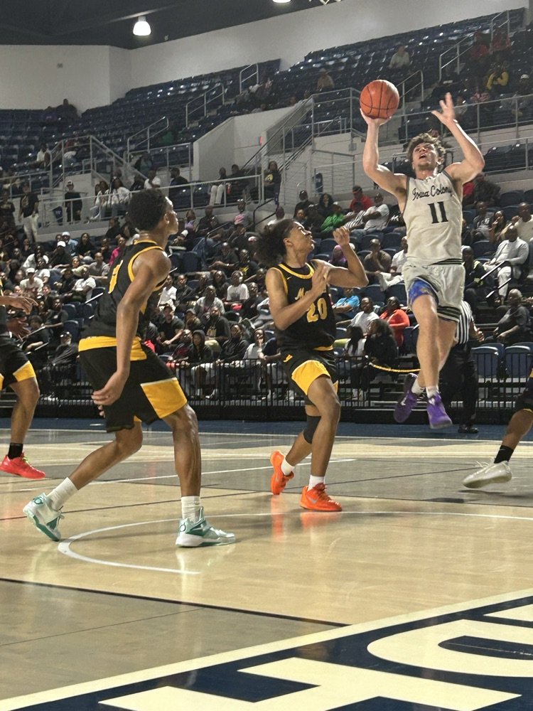 IowaColonyHS tweet media