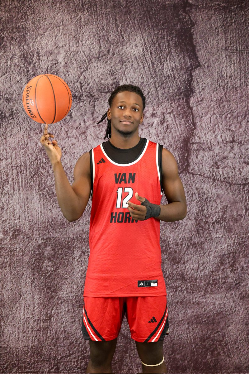 Van Horn Basketball tweet media