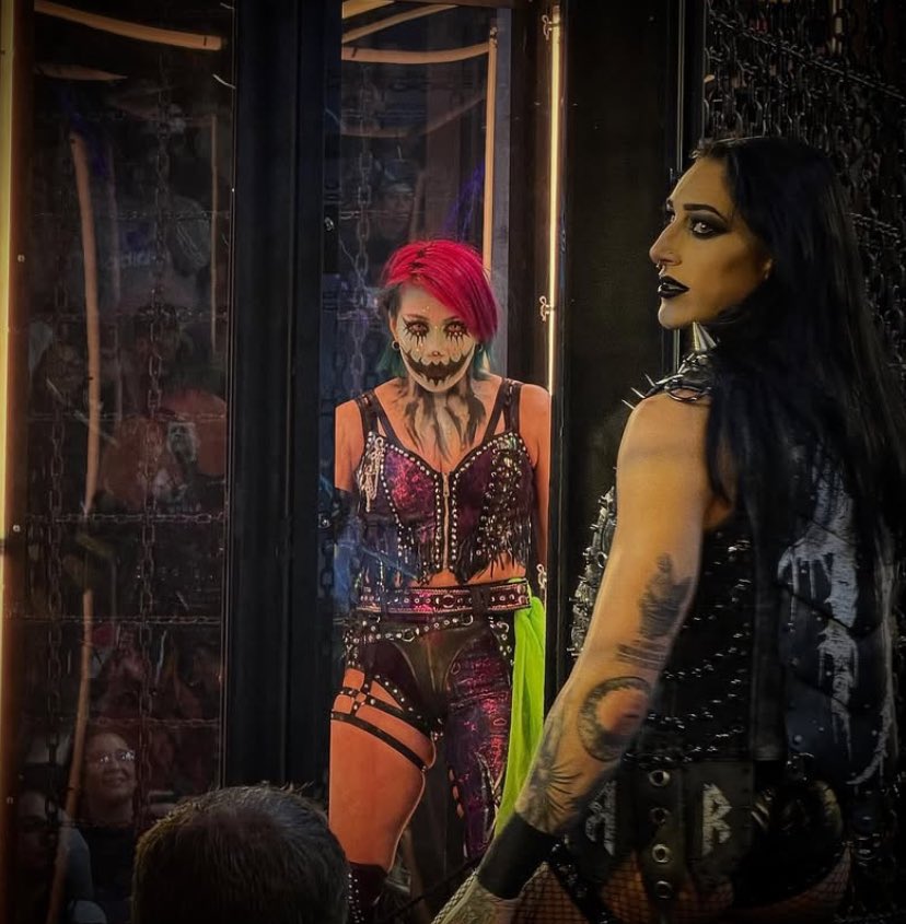 The legendary Empress ASUKA / 伝説のASUKA皇后 tweet media