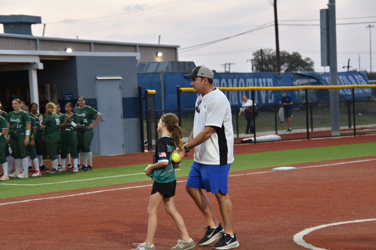 Melissa Hall tweet media