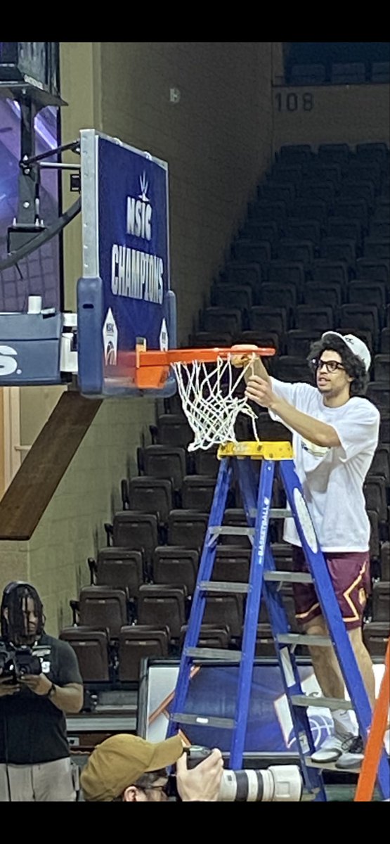 BigTrainDaBoss's tweet photo. Congratulations to the University of Minnesota Duluth - NSIC Tournament Champions!!! https://t.co/U1oNW6LraL